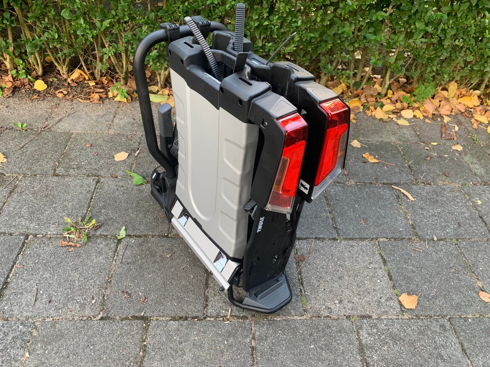 Nieuwe Thule Easyfold XT 933 fietsendrager 60kg / 2 e-bikes, Auto diversen, Ophalen, Zo goed als nieuw, Trekhaakdrager