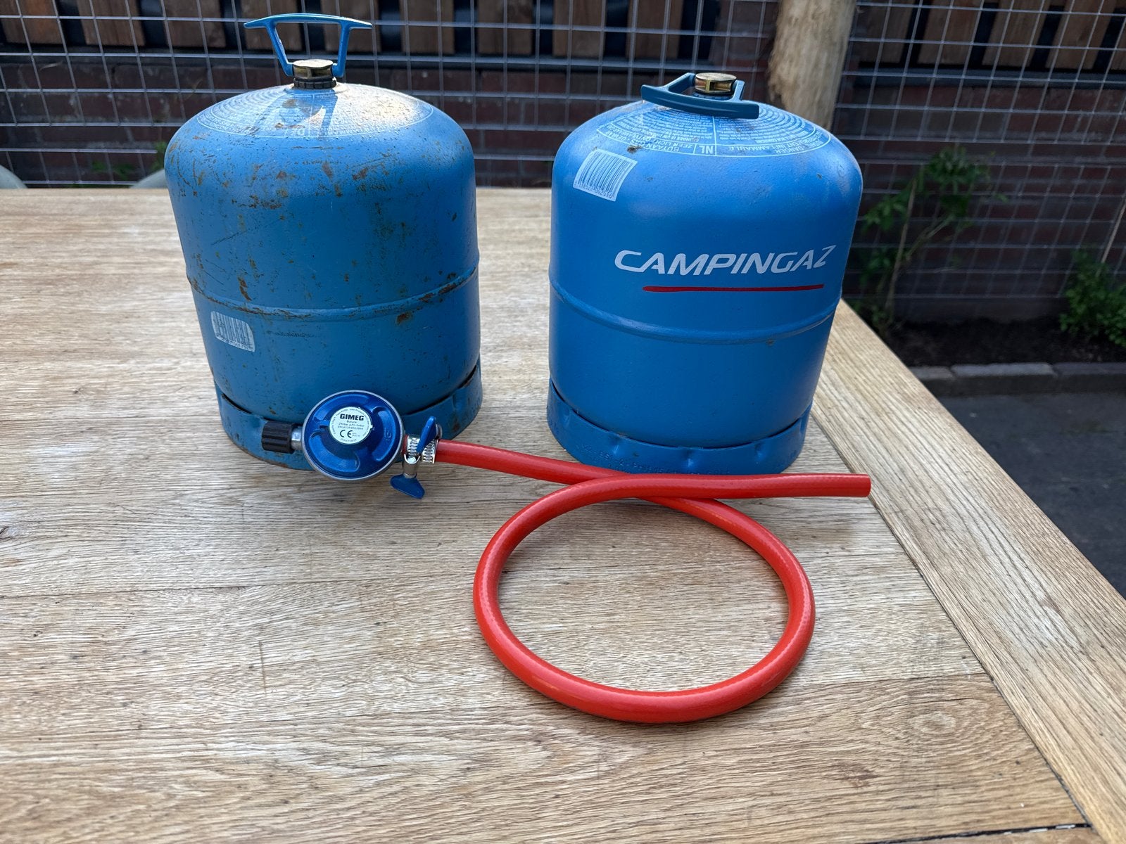 Campingaz gasflessen met drukregelaar en slang, Ophalen, Gebruikt