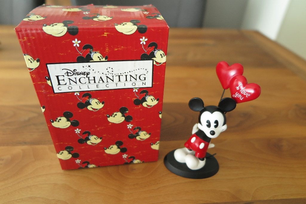 Disney Mickey Mouse I Love You Beeldje Enesco Enchanting, Verzamelen, Disney, Ophalen of Verzenden, Mickey Mouse, Zo goed als nieuw