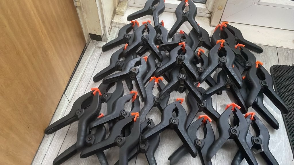 Partij 35x Grote Plastic Veerklemmen / Lijmklemmen, Ophalen of Verzenden, Gebruikt