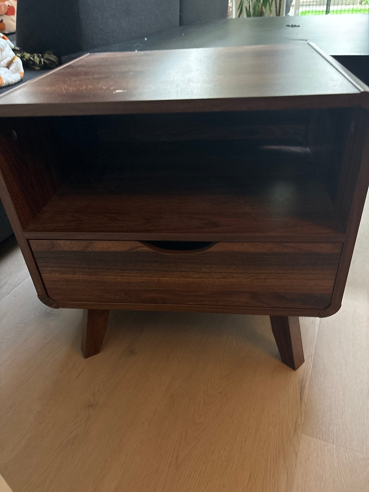 Donkerbruin nachtkastje/bijzettafel met lade, Minder dan 55 cm, Gebruikt, Rechthoekig, Hout