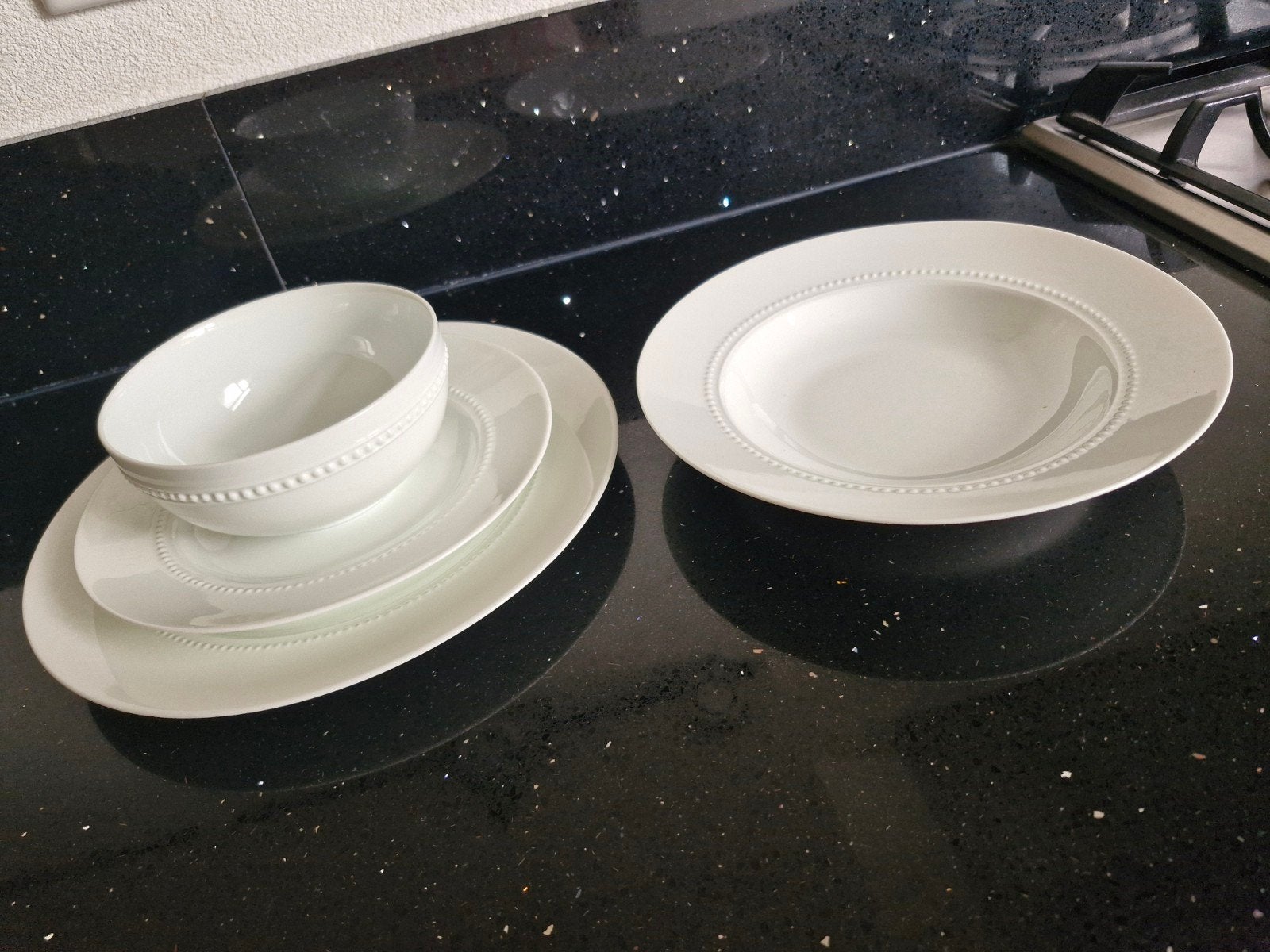 Blokker New Castle Servies - 8-delig met 12 mokken, Ophalen, Gebruikt, Overige merken, Overige stijlen