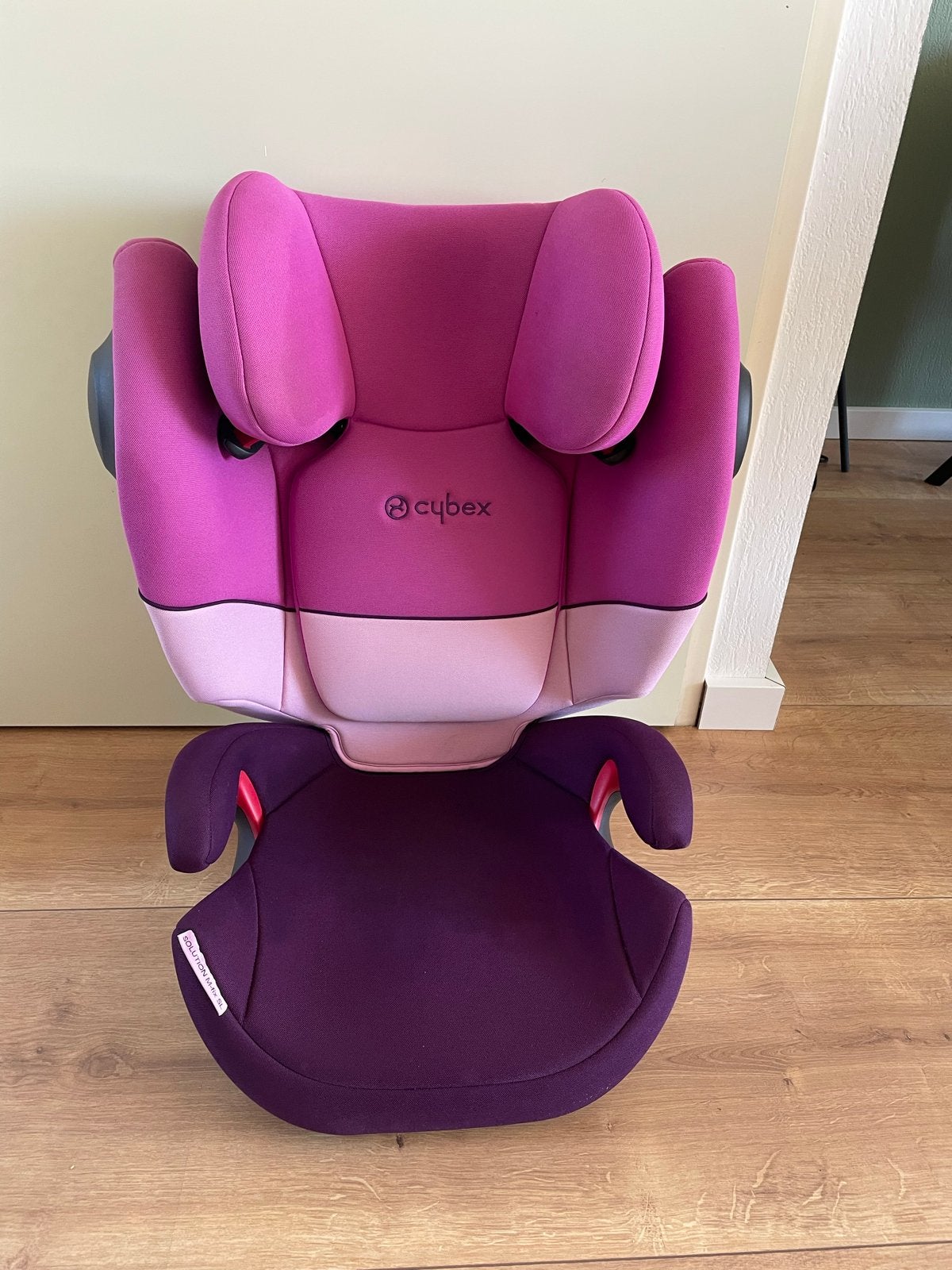 Cybex Solution M-fix SL autostoel 15-36 kg roze/paars, Autogordel of Isofix, 15 t/m 36 kg, Verstelbare rugleuning, Zo goed als nieuw