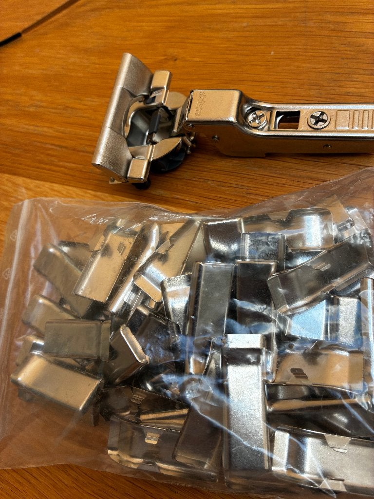 Blum scharnieren 71B359 softclose met afdekkapje, Doe-het-zelf en Verbouw, Ophalen of Verzenden, Nieuw, Rvs, Scharnier