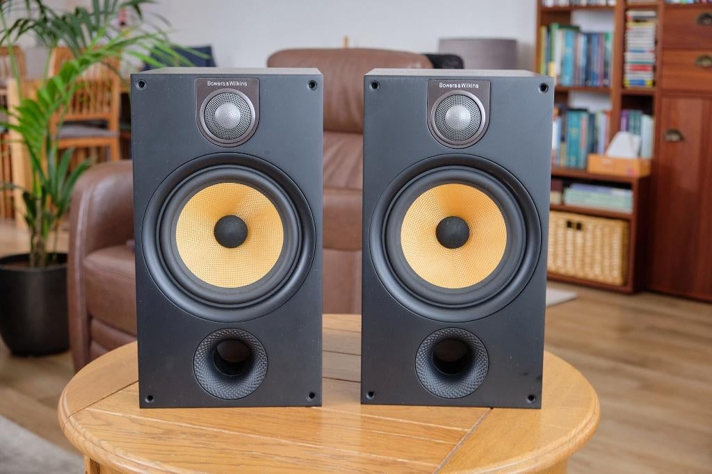 Bower & Wilkins 685 S2 Luidsprekers (nieuwstaat), Audio, Tv en Foto, Luidsprekers, Ophalen of Verzenden, Zo goed als nieuw, 60 tot 120 watt