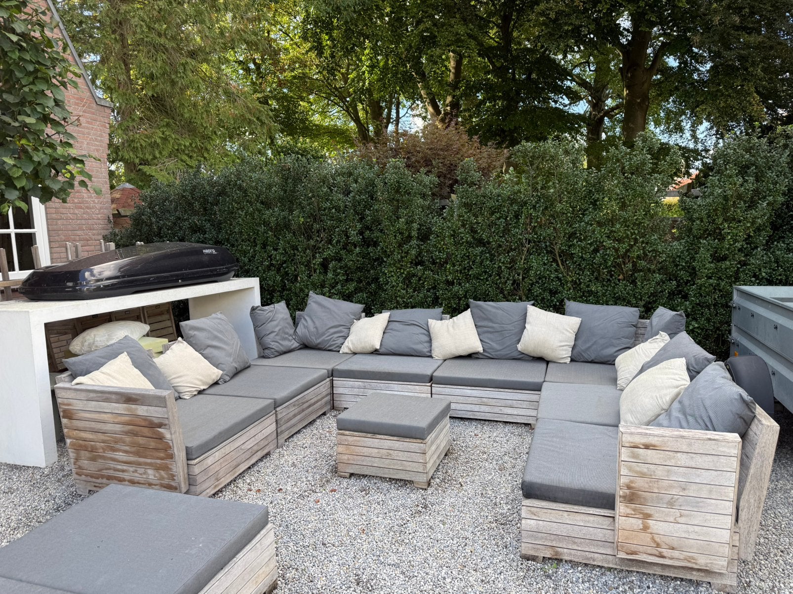 Foto 8 van Grote 12-delige houten loungeset – inclusief kussens