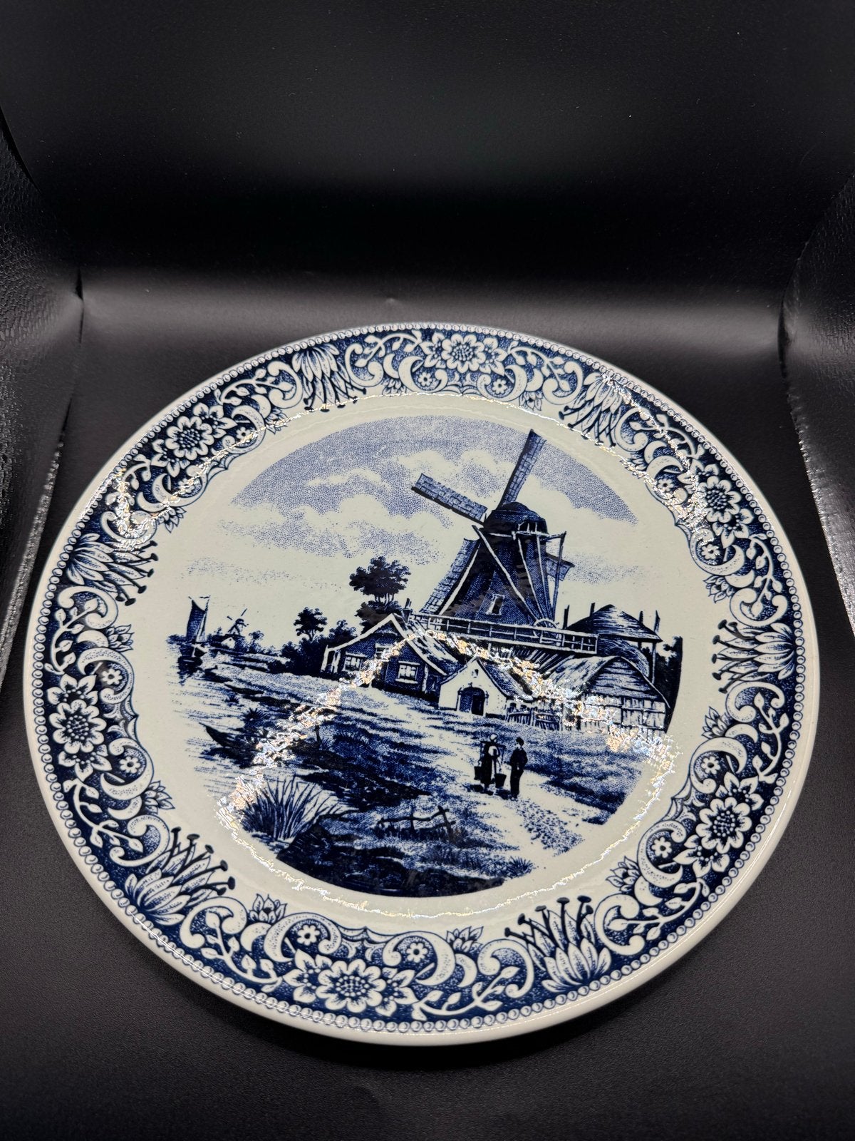 Vintage Boch Delft Bord met Molen, Verzenden