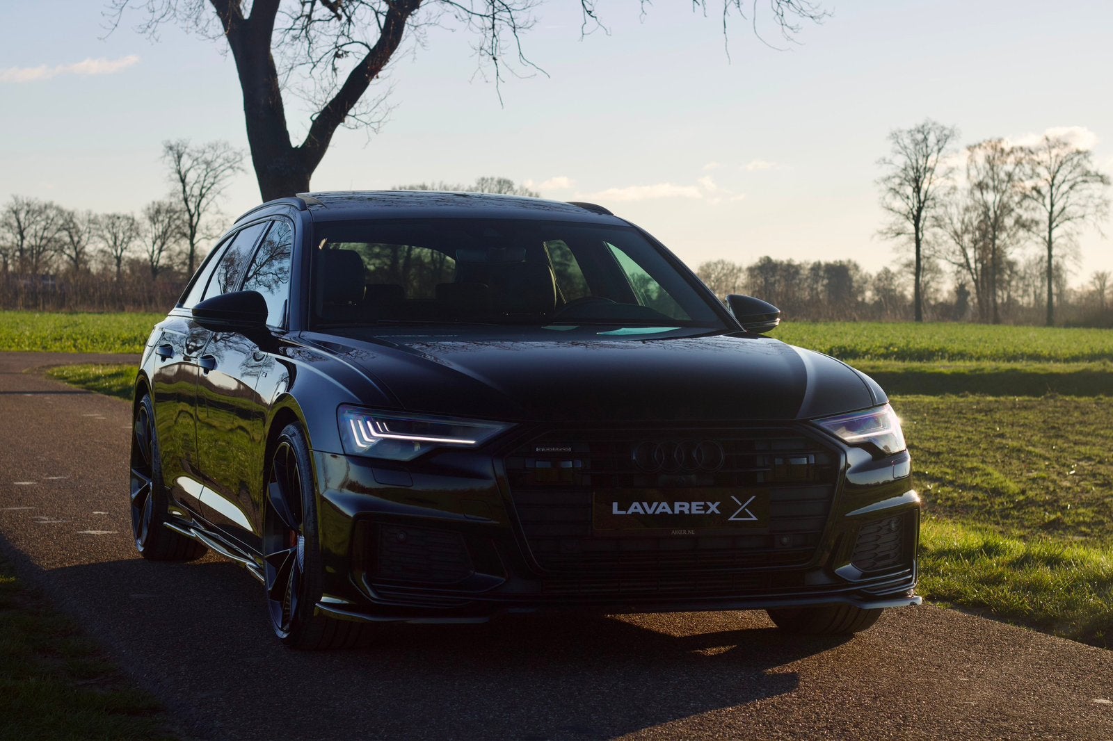 Audi A6 55 Tfsi e Quattro 367pk S Tronic 2021 Zwart, Auto's, Automaat, Zwart, 4 cilinders, Zwart