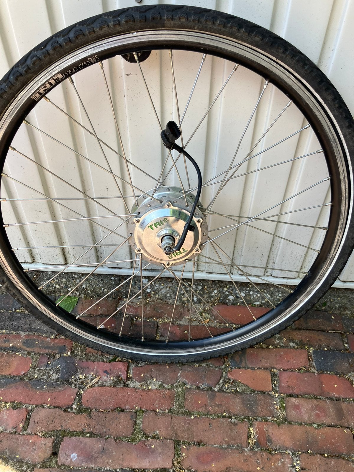 Voorwiel motor Pelikaan E bike28 inch wiel, Ophalen of Verzenden, Zo goed als nieuw, Wiel