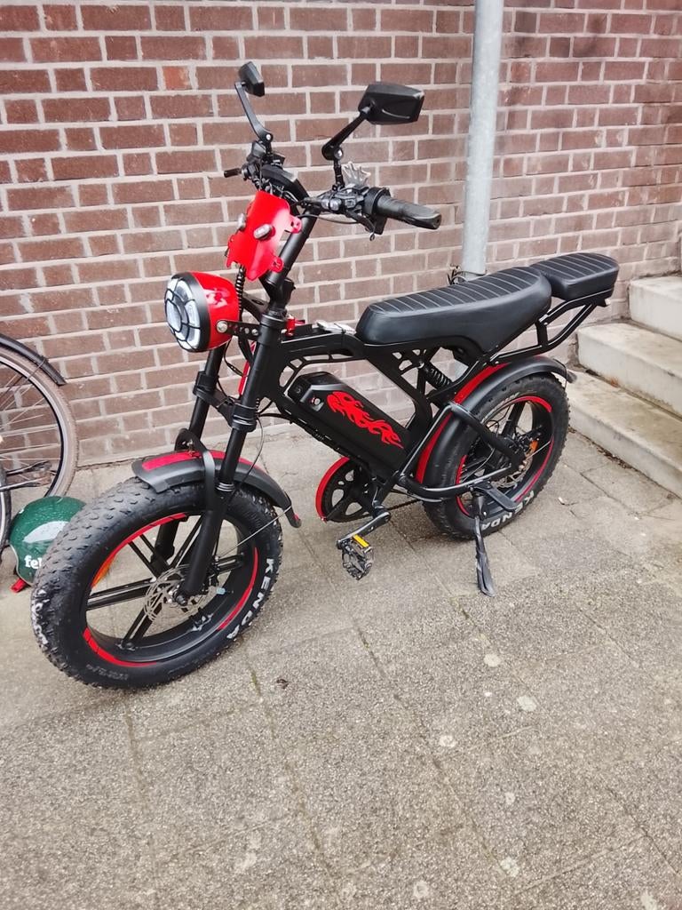V20 pro opgevoerd met gashendel en alarmsysteem, Ophalen of Verzenden, Zo goed als nieuw, Overige merken