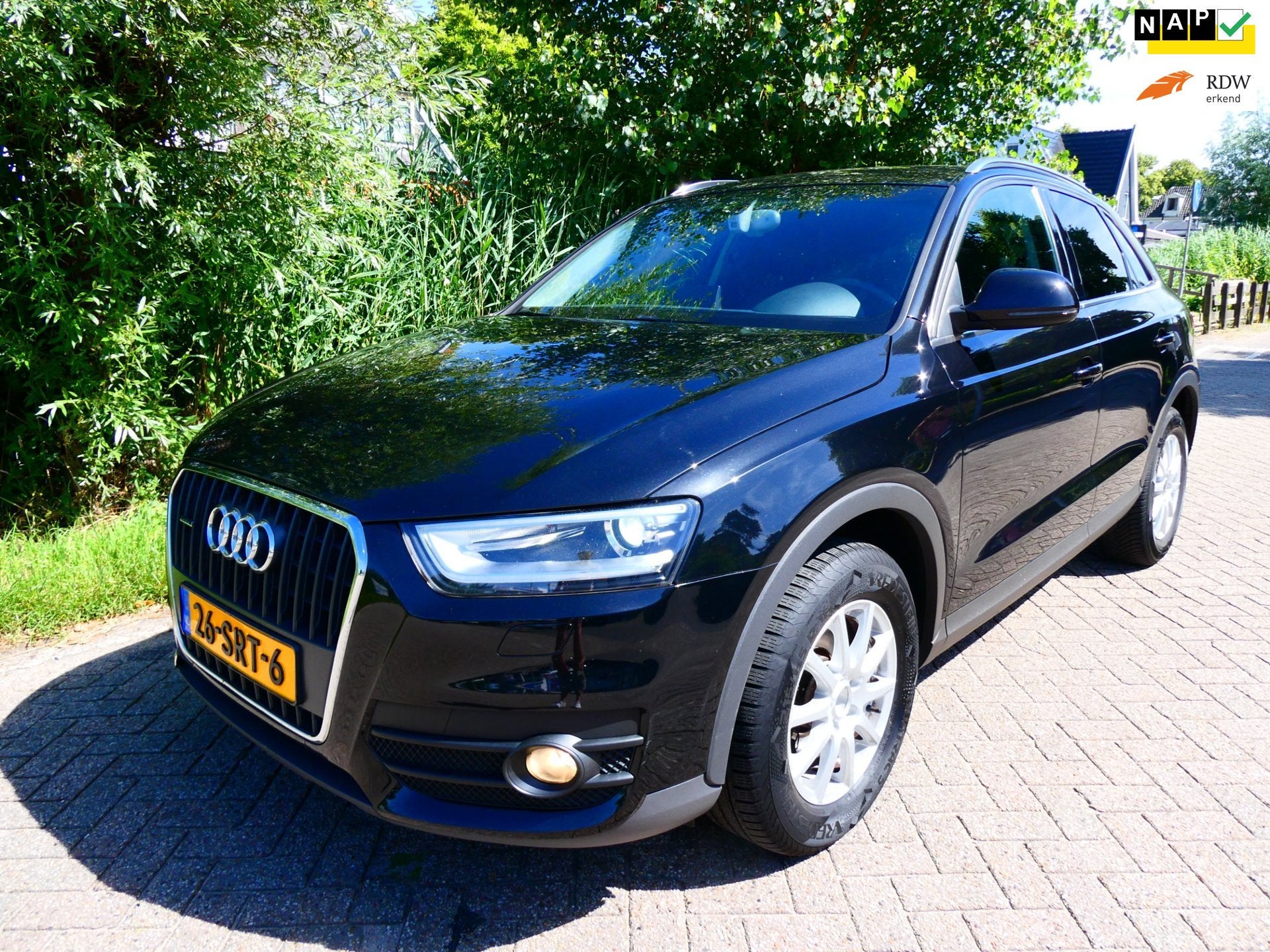 Audi Q3 2.0 TFSI Quattro 211pk Automaat Clima Navi PDC Xenon, Euro 5, Gebruikt, 4 cilinders, Zwart