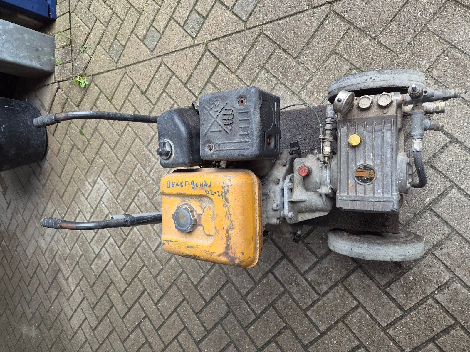 Hogedrukreiniger te koop - Benzine, 200 bar, Ophalen, Gebruikt, Benzine, Robin