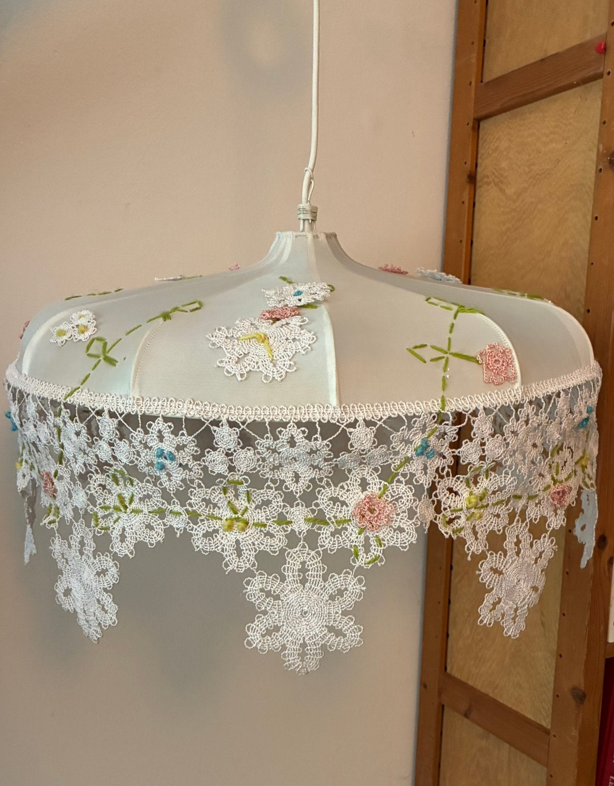 Romantische hanglamp stof geborduurd, Ophalen