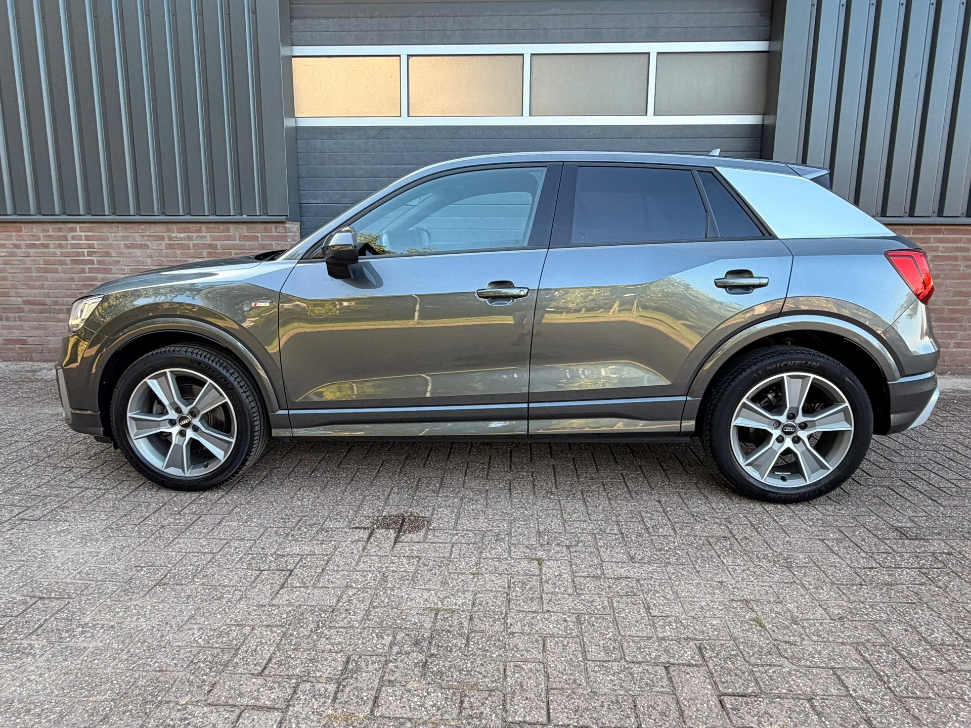 Audi Q2 1.4 TFSI 150PK CoD Sport Trekhaak / Cruisecontrol /, Auto's, Gebruikt, 4 cilinders, 150 pk, Lichtsensor