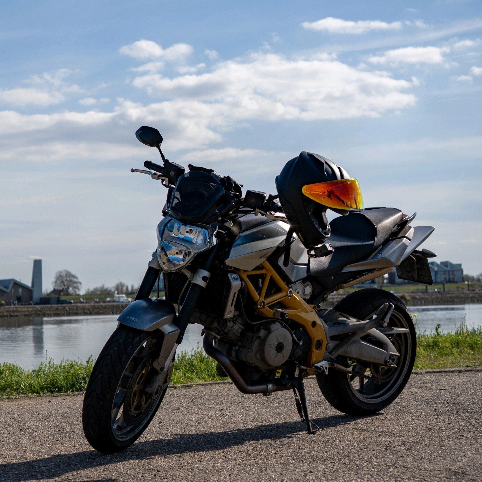 Aprilia Shiver 750 2008, 750 cc, 2 cilinders, Motorrijbewijs A, Gebruikt