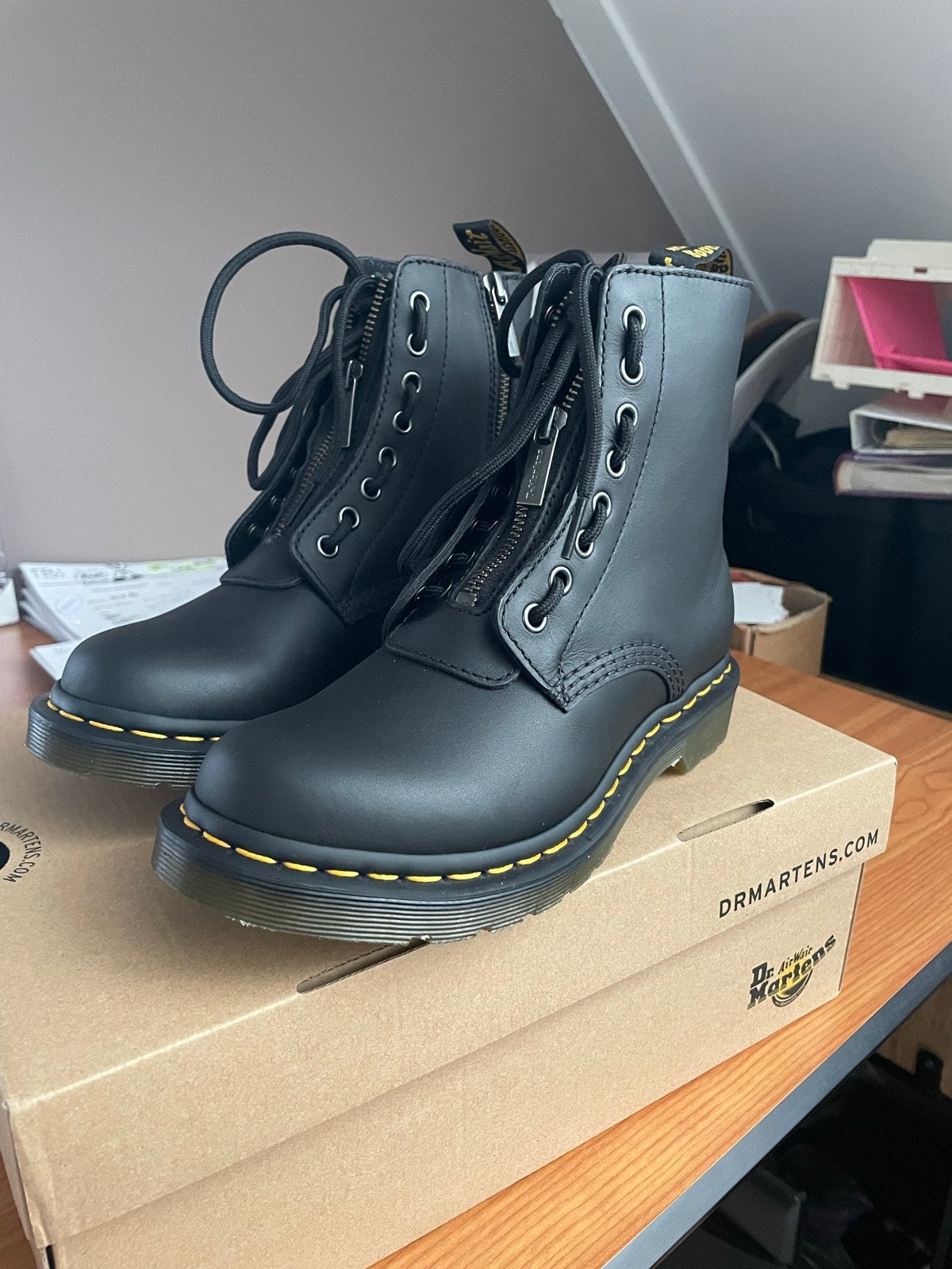 Dr Martens 1460 Pascal Zip Nappa Leer Zwart Nieuw maat 38, Zwart, Lage of Enkellaarzen, Nieuw, Ophalen of Verzenden