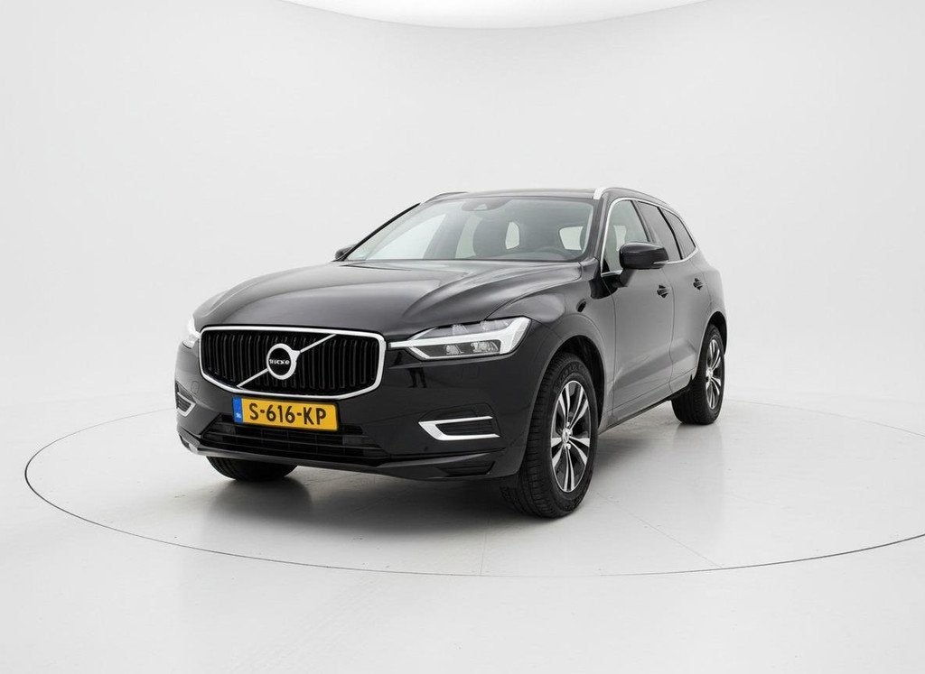 Volvo XC60 2.0 T8 Twin Engine AWD Momentum LEER - PANO - TRE, Auto's, Volvo, Gebruikt, Euro 6, 4 cilinders, 138 €/maand
