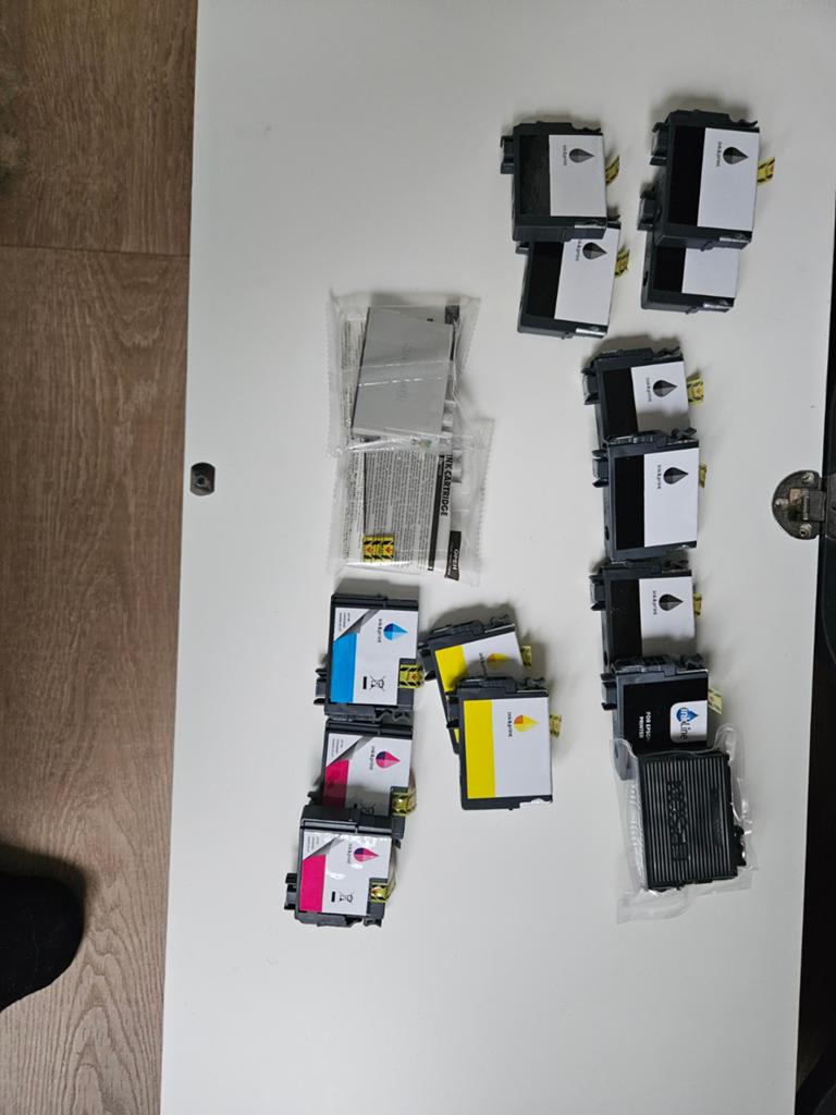 Inktcartridges Epson XP-355: 11 zwart, 3 geel, 2 cyaan, Ophalen of Verzenden, Nieuw, Cartridge, Epson