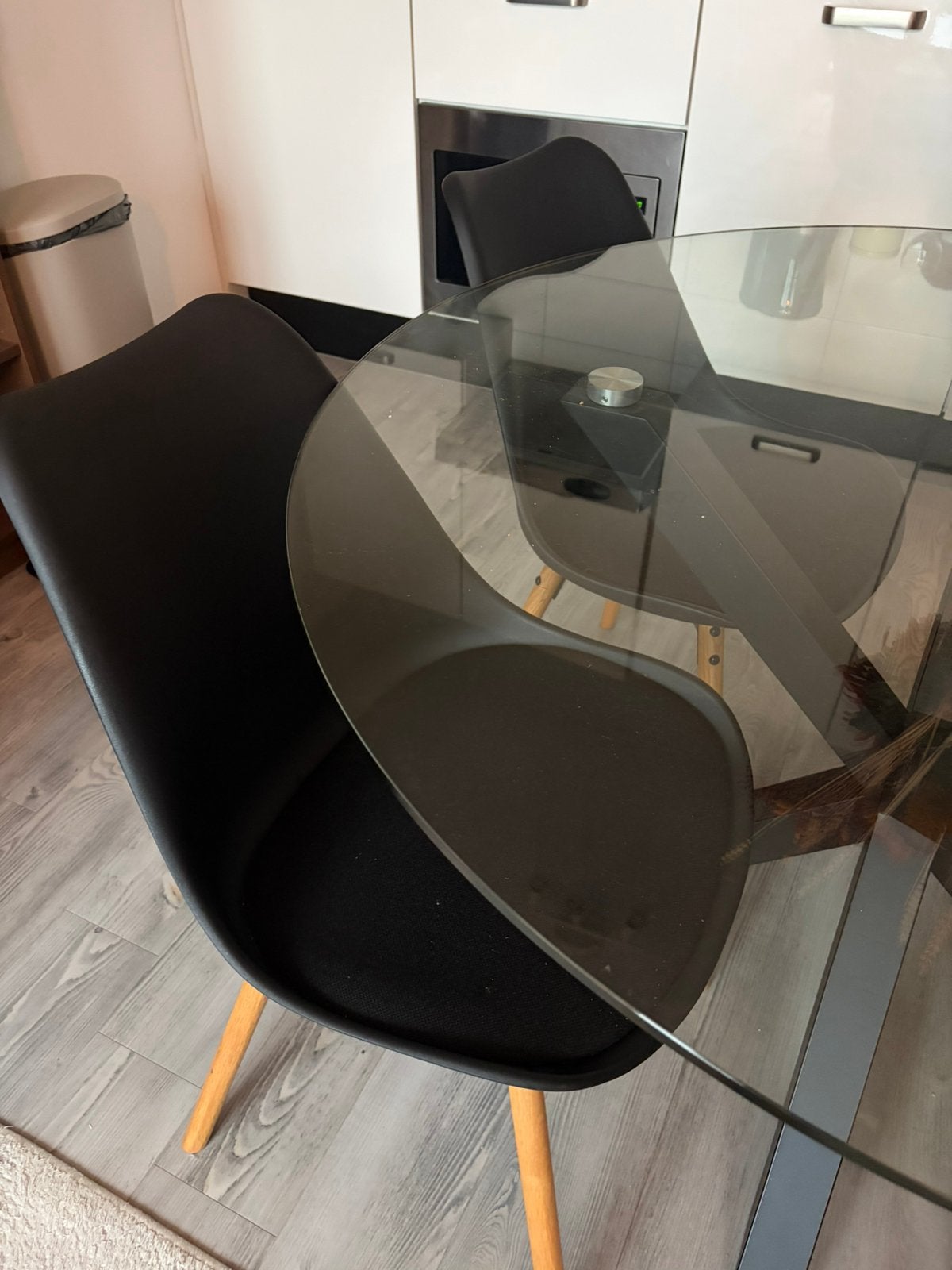JYSK Kastrup eetkamerstoelen (set van 4), Ophalen, Zo goed als nieuw, Zwart