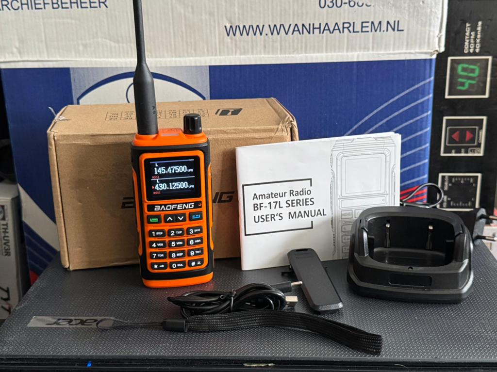 Baofeng dualband porto bf17l zgan in doos vaste pr ophalen, Ophalen, Zo goed als nieuw, 5 tot 15 km
