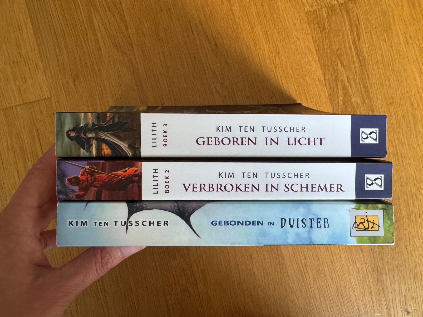 Kim ten Tusscher - Lilith trilogie (vooraf aan Vertellingen, Ophalen, Gelezen, Kim ten Tusscher