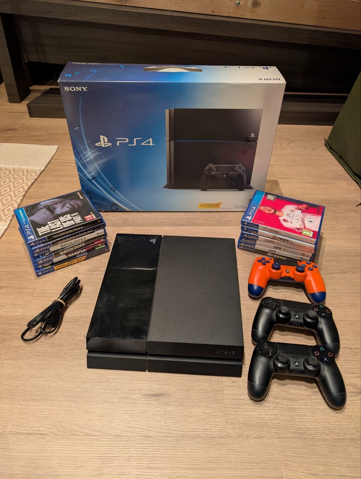 PlayStation 4 (PS4) met 3 controllers en 11 games, Spelcomputers en Games, Ophalen of Verzenden, Original, Met 3 controllers of meer