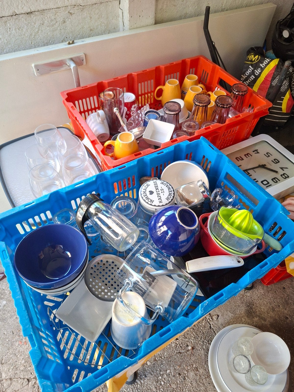 Diverse servies en keukengerei, Huis en Inrichting, Ophalen of Verzenden, Gebruikt, Overige materialen, Compleet servies