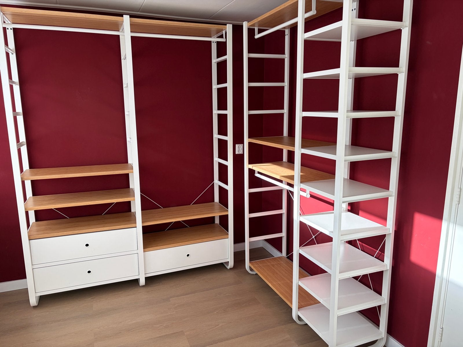 IKEA ELVARLI Kledingkastcombinatie Wit/Bamboe, Ophalen, 200 cm of meer, Zo goed als nieuw, Met lade(s)
