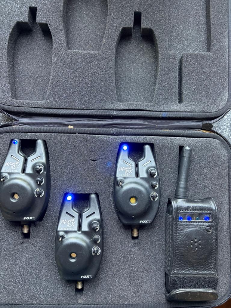 Fox rx 3 + 1 digital schuine tekst blauw, Watersport en Boten, Hengelsport | Karpervissen, Ophalen of Verzenden, Gebruikt, Overige typen