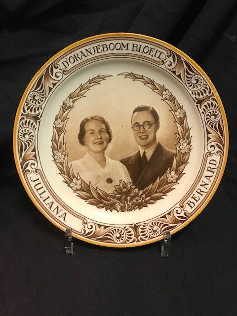 Wandbord Juliana & Bernhard, Ophalen of Verzenden, Zo goed als nieuw, Nederland, Overige typen