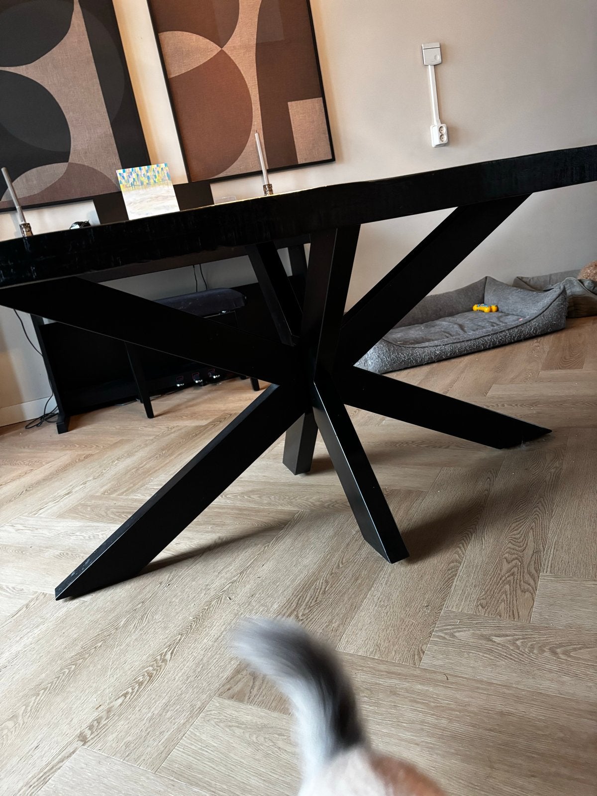 Stevige zwarte eettafel met stalen poten - opknapper, Huis en Inrichting, Ophalen, Gebruikt, 100 tot 150 cm, 200 cm of meer