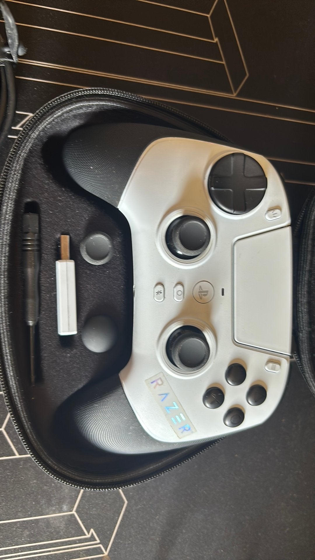 Raiju v3 pro (RAZER), Spelcomputers en Games, Spelcomputers | Sony PlayStation Consoles | Accessoires, Gebruikt, PlayStation 5