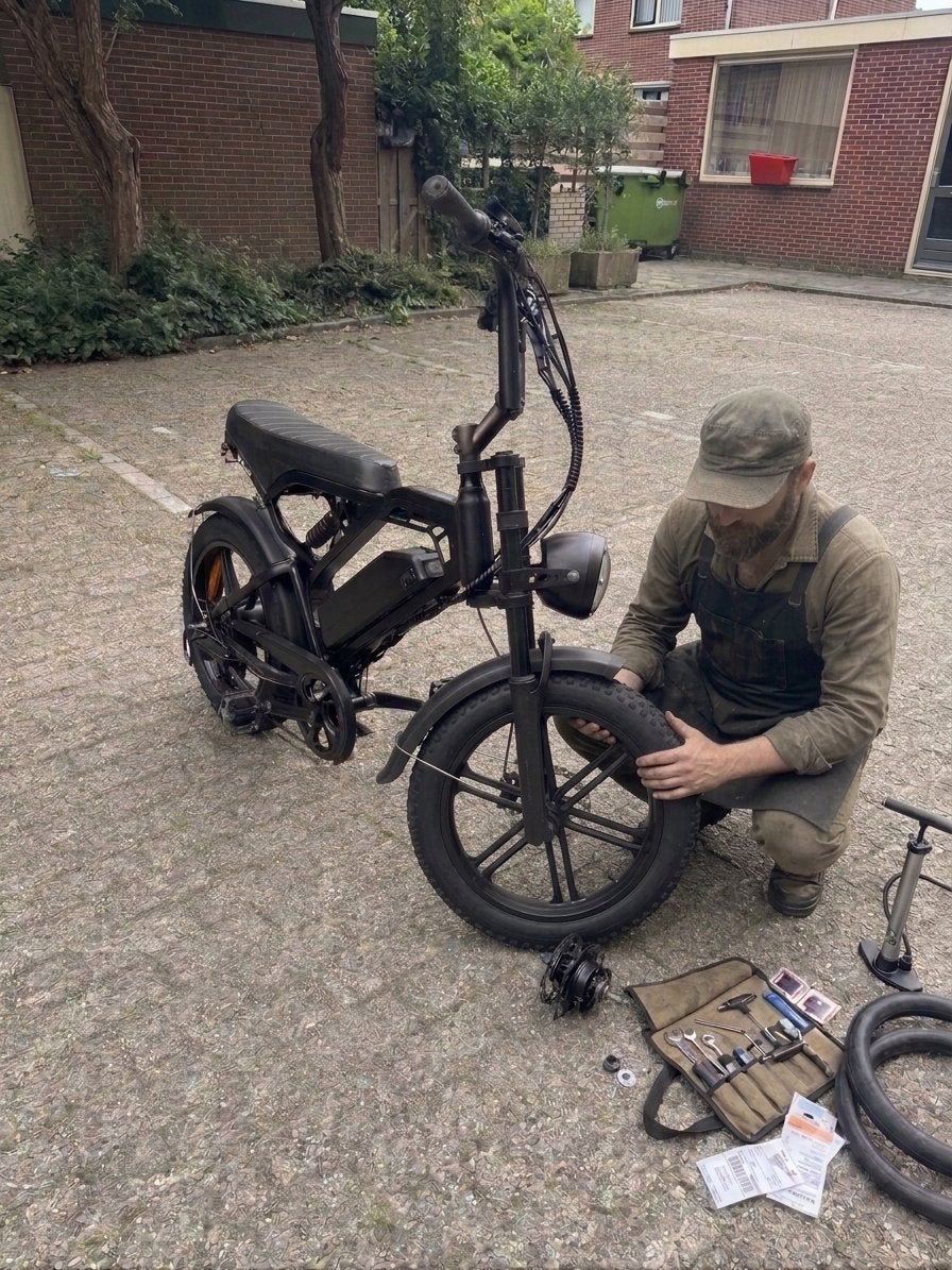 Fatbike Reparatie Aan Huis: Remmen & Banden, Verzenden, Zo goed als nieuw