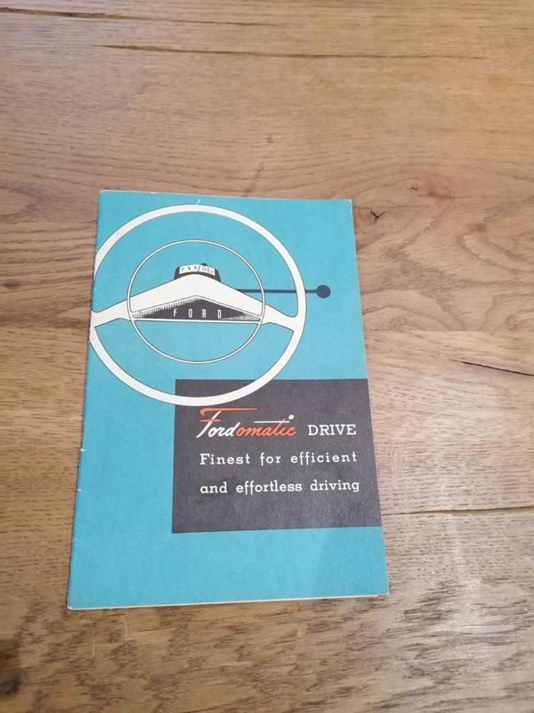 Te koop 3 mooie oude folders van Ford en Mercury, Ophalen of Verzenden, Gelezen, Ford