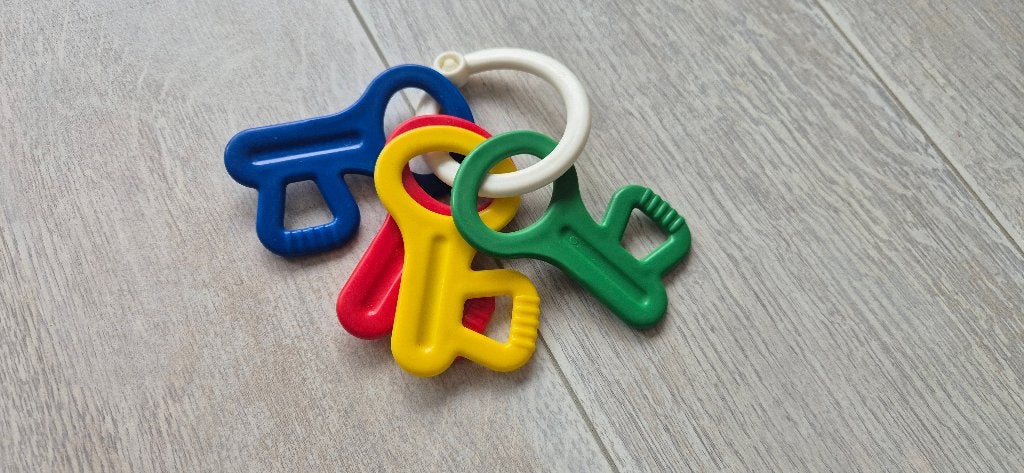 Ambi Toys Sleutels - Kleurrijke Rammelaar voor Baby's, Ophalen of Verzenden, Gebruikt, Rammelaar