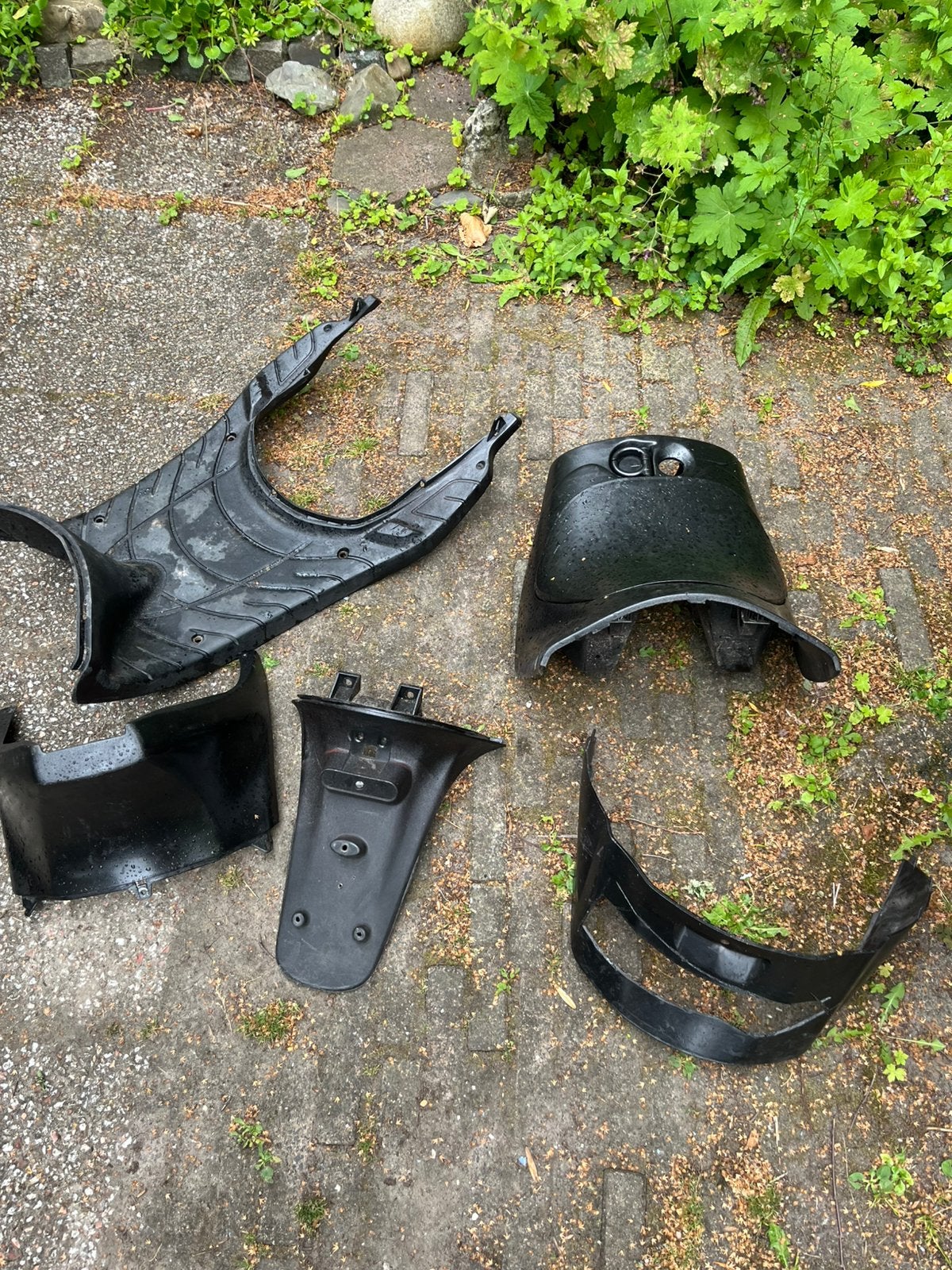 Piaggio zip binnenkappenset moet weg, Fietsen en Brommers, Brommeronderdelen | Scooters, Ophalen of Verzenden, Overige typen, Piaggio