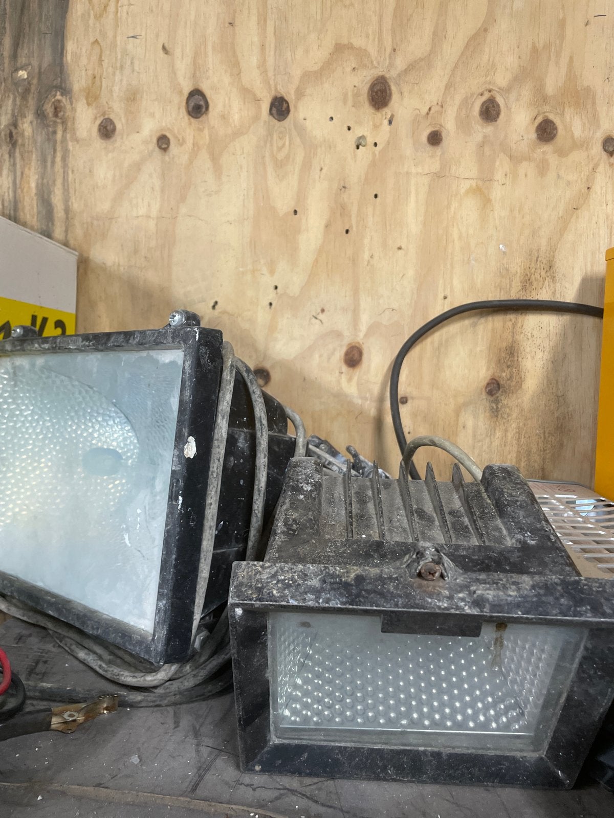 Gebruikte Halogeen Bouwlampen, Ophalen of Verzenden, Gebruikt, 500 watt of meer, Lamp met armatuur