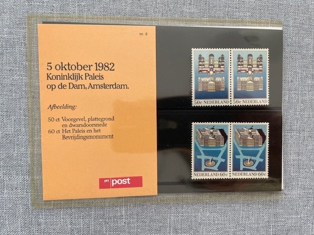 Postzegelmapje PZM8 - Paleis op de Dam 1982 Postfris, Ophalen of Verzenden, Postfris, Koningshuis