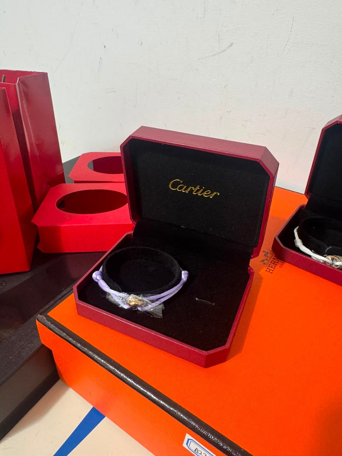 Cartier Trinitity Bracelet paars, Ophalen of Verzenden, Nieuw, Paars
