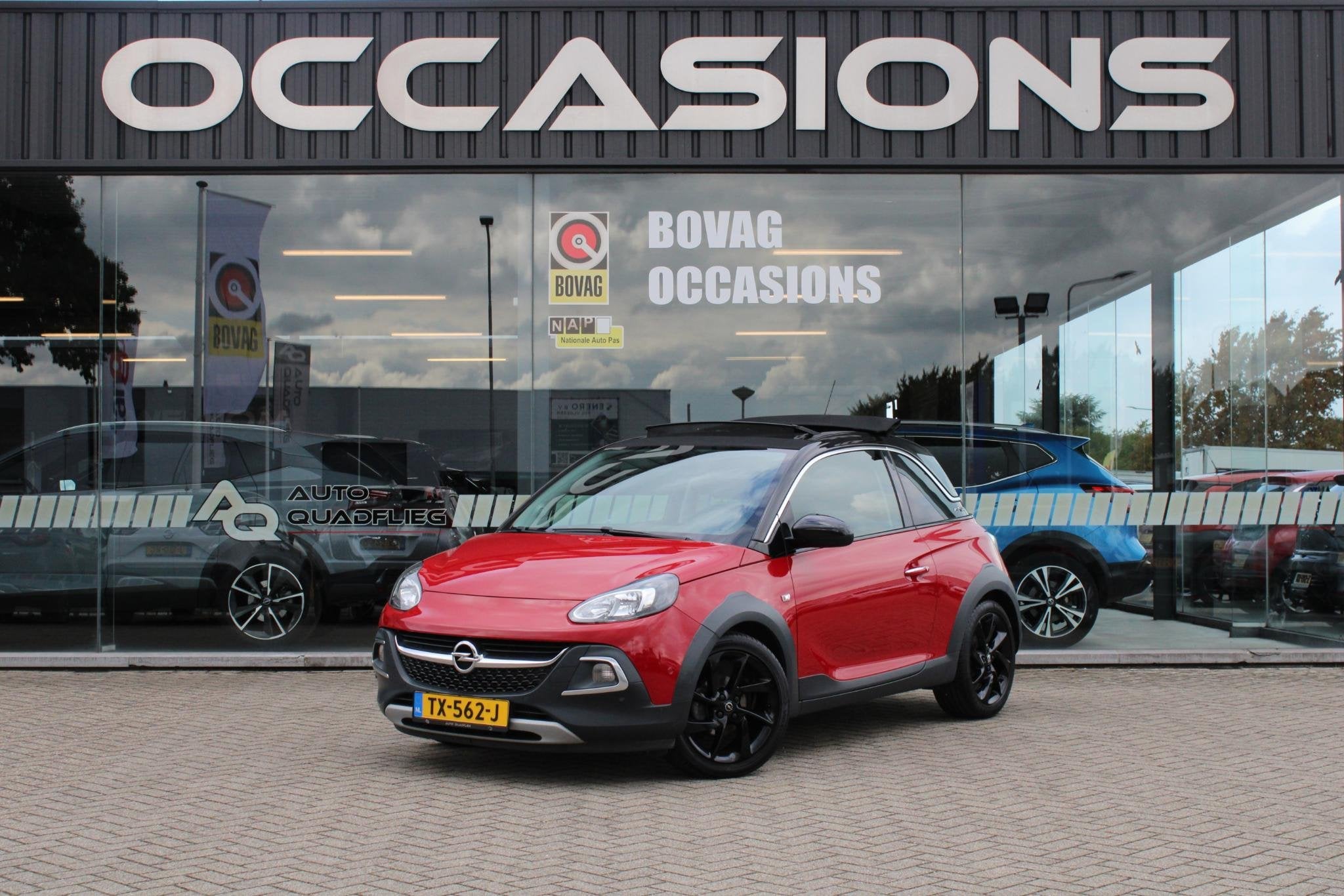 Opel ADAM 1.0 Turbo Rocks ELECTRISCH VOUWDAK/ APPLE CARPLAY, 12 maanden, 4 stoelen, Parkeersensor, Origineel Nederlands