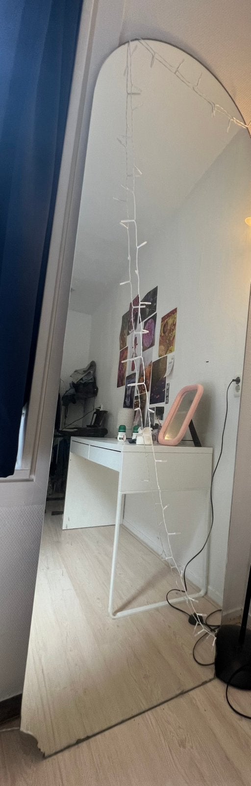 Full length mirror, Ophalen