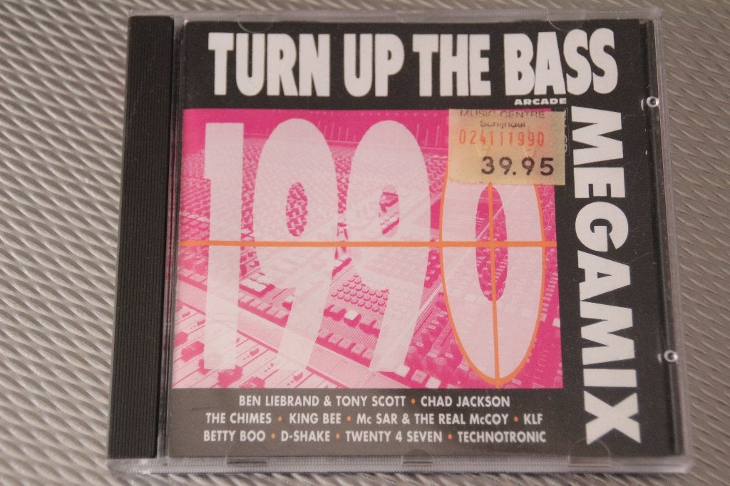 turn up the bass megamix 1990, Cd's en Dvd's, Cd's | Dance en House, Ophalen of Verzenden, Gebruikt, Overige genres