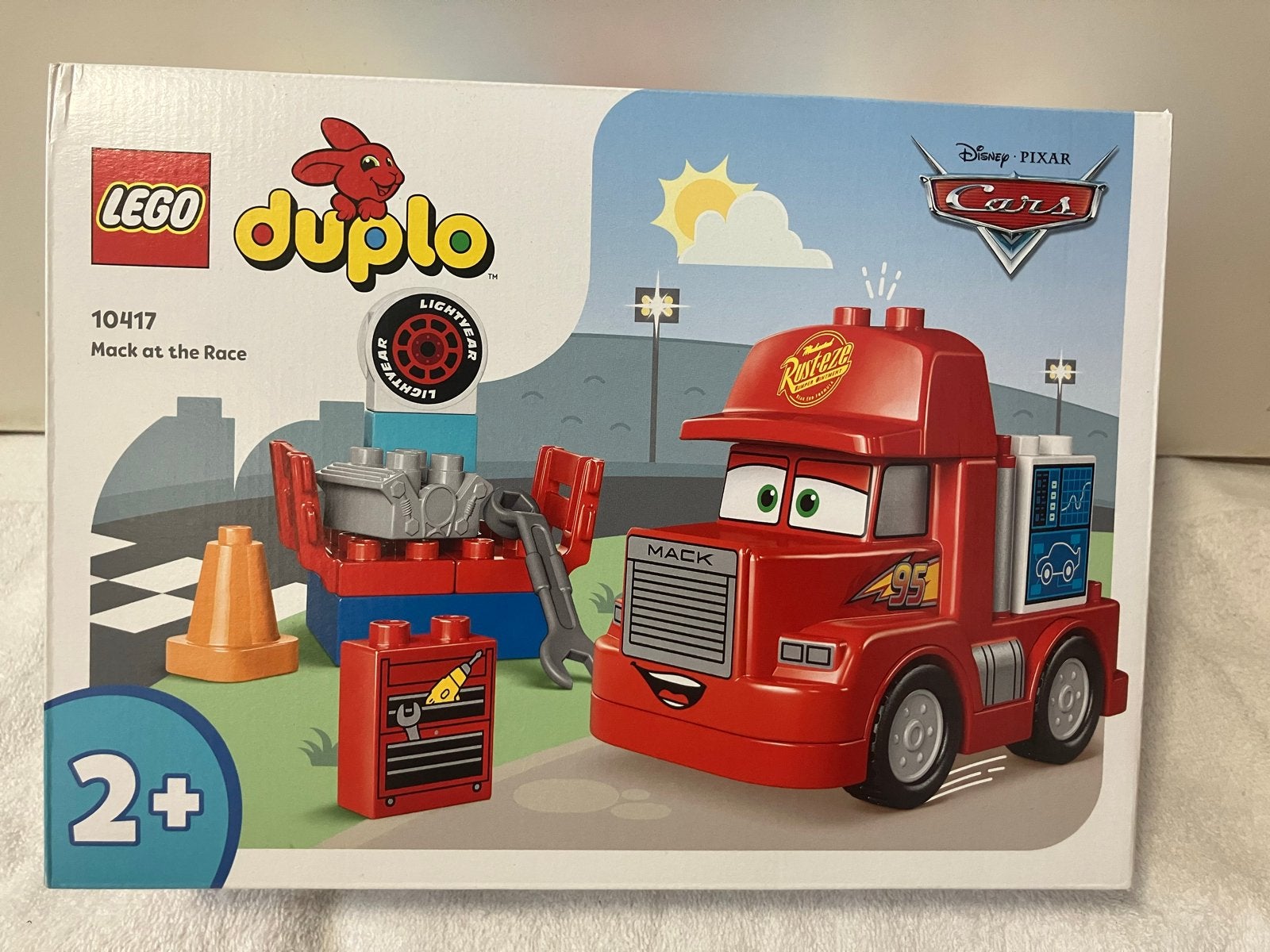 Nieuw Lego Duplo Disney Pixar Cars 10417 Mack at the Race, Overige thema's, Nieuw, Ophalen of Verzenden, Duplo