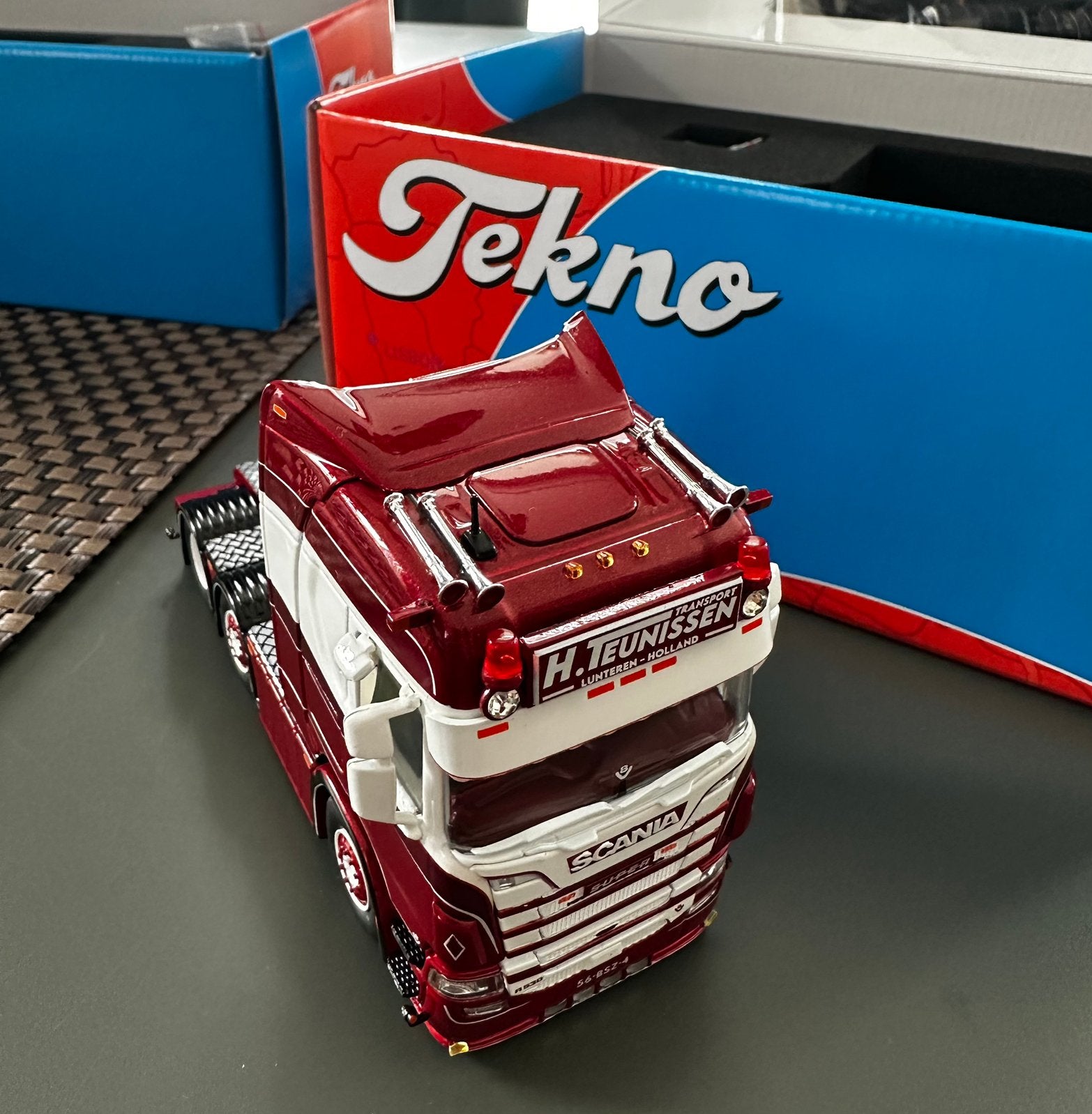 Tekno Scania Teunissen, Ophalen, Nieuw, Bus of Vrachtwagen, Tekno