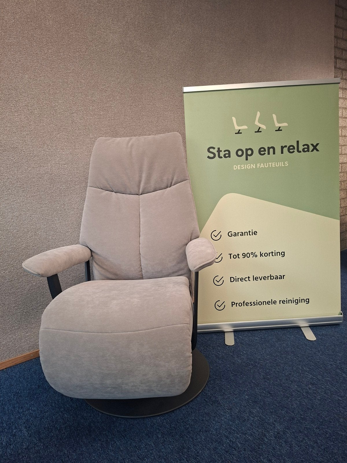 sta op relax fauteuil Meubelzorg 1J oud extra luxe evt accu, Huis en Inrichting, Hoofdstraat 60 Schijndel, Ophalen of Verzenden