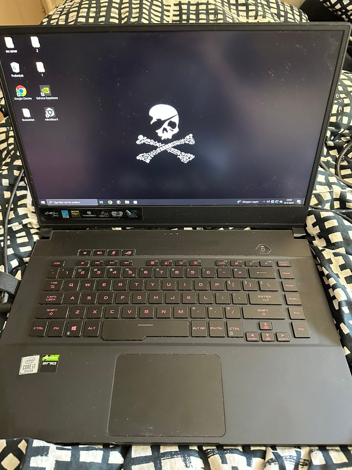 Asus Zephyrus ROG 2070RTX Max Q, Ophalen of Verzenden, Zo goed als nieuw, 15 inch, 2 tot 3 Ghz