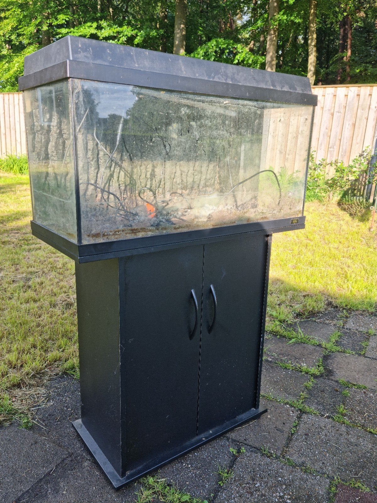 Schitterend aquarium op meubel! Circa 80x30x40cm led + achte, Dieren en Toebehoren, Ophalen, Inclusief deksel, Zo goed als nieuw