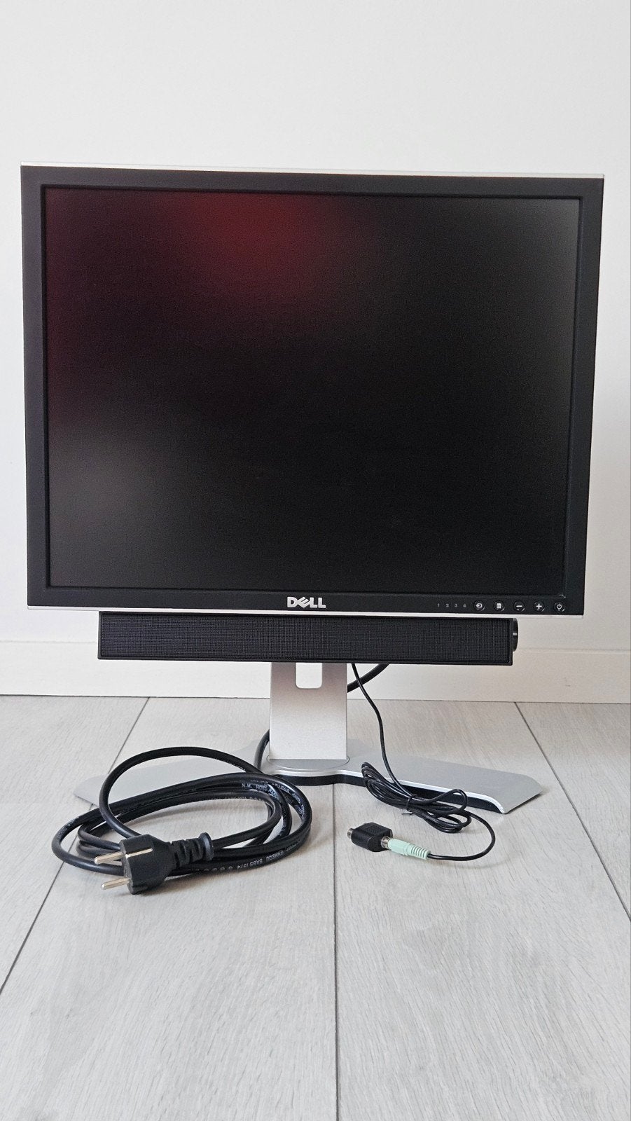 Dell 2007FPB Monitor met Soundbar - Ideaal voor Retro Gaming, Ingebouwde speakers, Dell, 60 Hz of minder, Ophalen