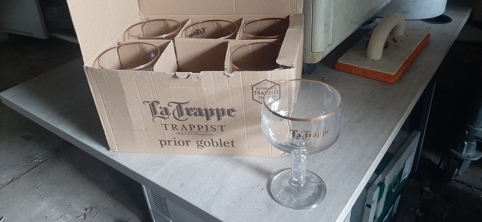 doos la Trappe trappist prior goblet, Ophalen, Zo goed als nieuw, Glas of Glazen, La Trappe