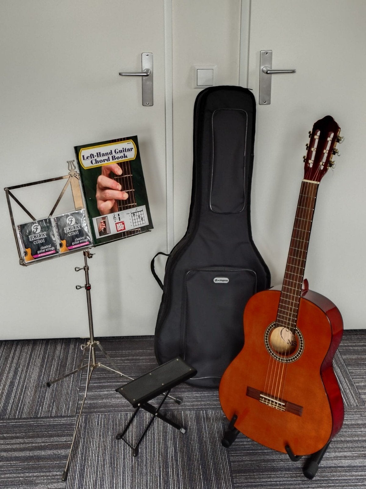Linkshandige MSA Klassieke Gitaar met Accessoires, Ophalen, Zo goed als nieuw, Klassieke of Spaanse gitaar